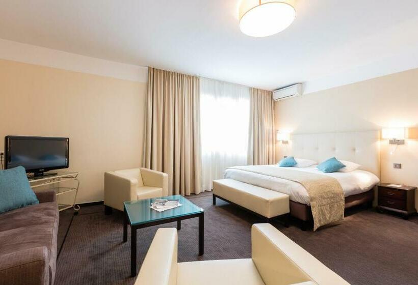 חדר דלוקס, Rotonde