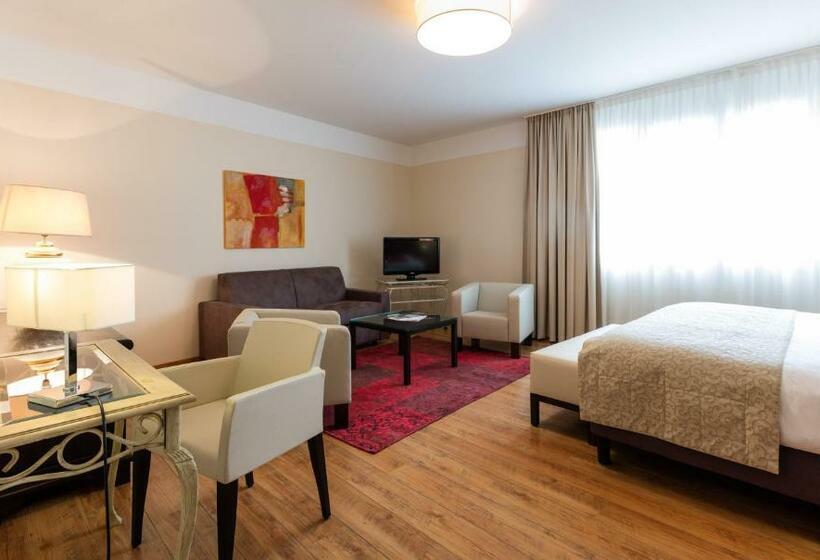 חדר דלוקס, Rotonde