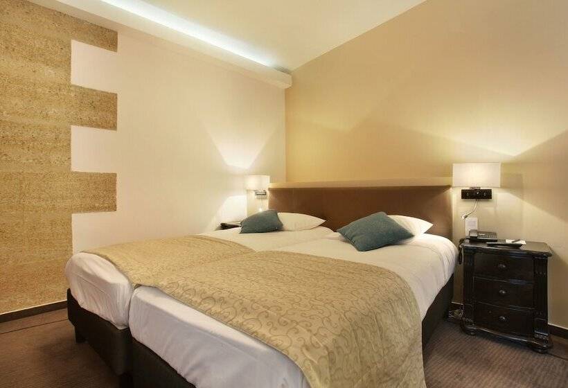 חדר דלוקס, Rotonde