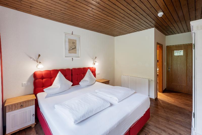 标准间, Palm Beach Plaza