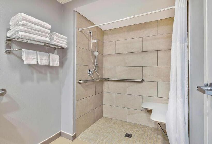 Номер Стандарт Адаптированный для Инвалидов, Motel 6 Bethel, Ct  Danbury