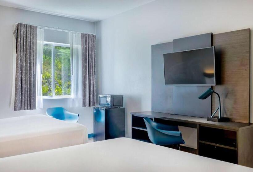 غرفة قياسية لذوى الاحتياجات الخاصة, Motel 6 Bethel, Ct  Danbury