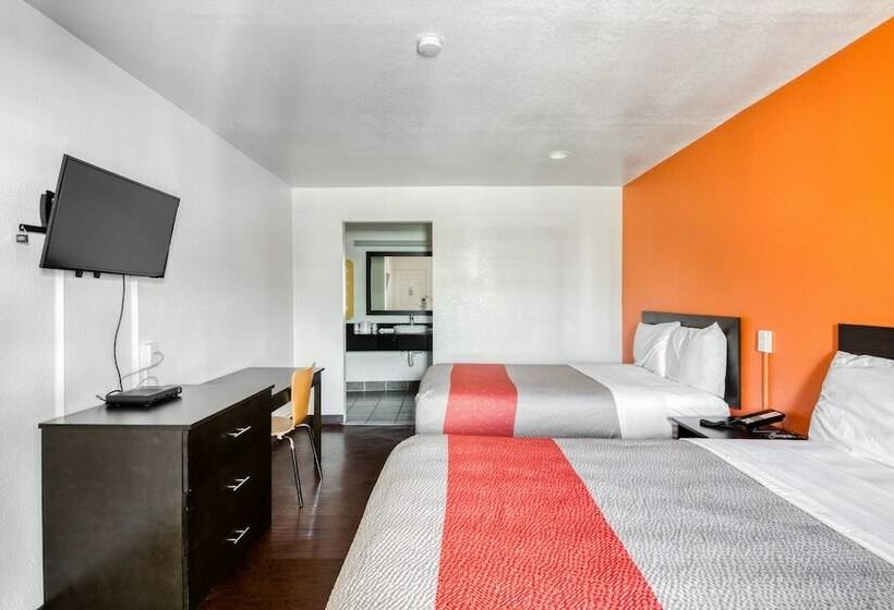 ２ダブルベッドのスタンダードルーム, OYO Hotel Baton Rouge East I-12