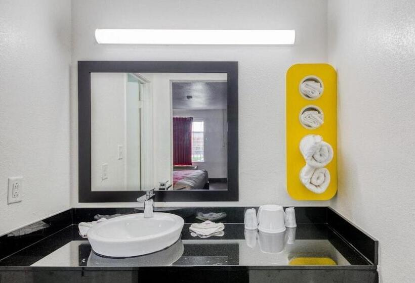 ２ダブルベッドのスタンダードルーム, OYO Hotel Baton Rouge East I-12