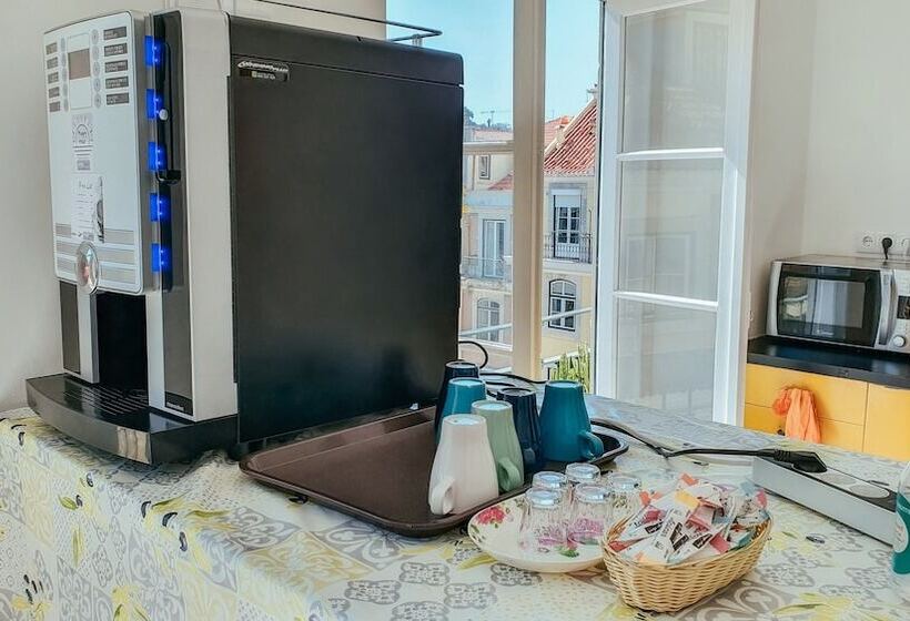 تختخواب در اتاق مشترک, Vistas De Lisboa Hostel