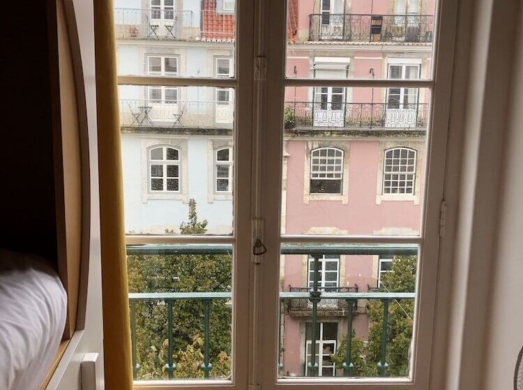 تختخواب در اتاق مشترک, Vistas De Lisboa Hostel