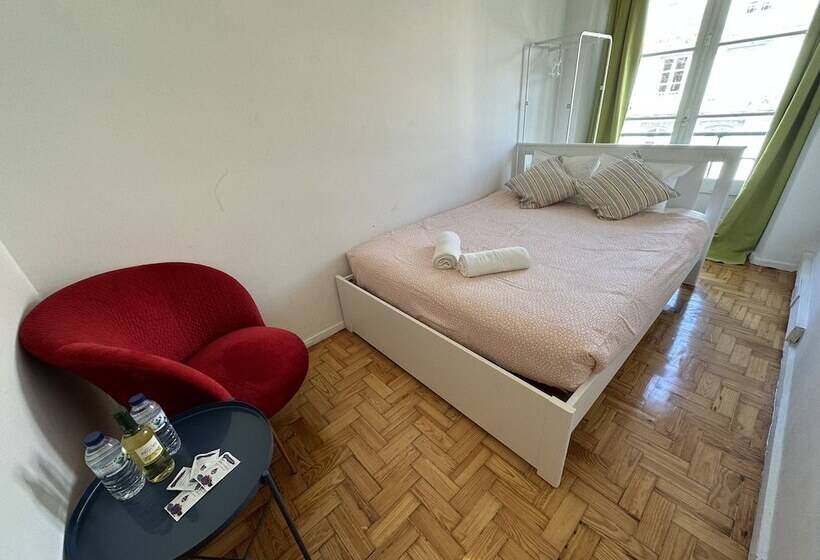 اتاق عادی با تخت دوبل, Vistas De Lisboa Hostel
