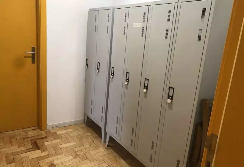 تختخواب در اتاق مشترک, Vistas De Lisboa Hostel