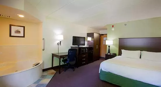 キングサイズベッドのスイートルーム, Americinn By Wyndham Hampton