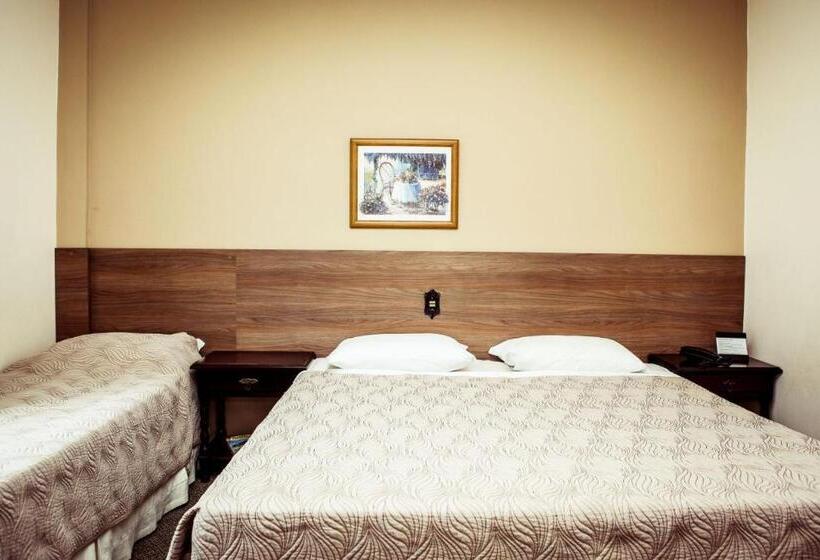 スタンダードトリプルルーム, Blumenhof