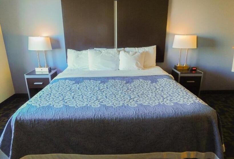 غرفة قياسية سرير كينج لذوى الإحتياجات الخاصة, Days Inn & Suites By Wyndham Pocahontas