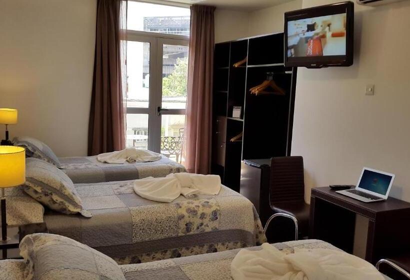 수피리어 트리플 룸, Del Sol