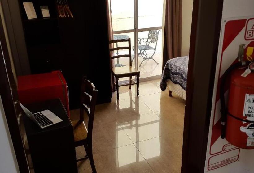 수피리어 패밀리 룸, Del Sol