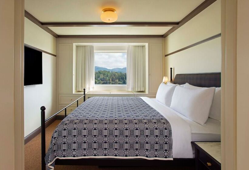 جناح, Grand Adirondack Hotel, Lake Placid, A Tribute Portfolio