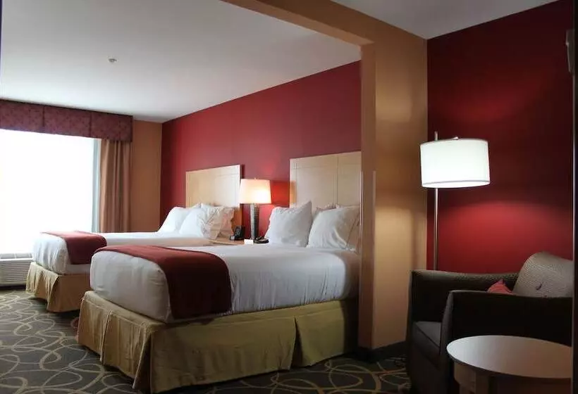 ２ダブルベッドのスタンダードルーム, Holiday Inn Express   Cortland, An Ihg