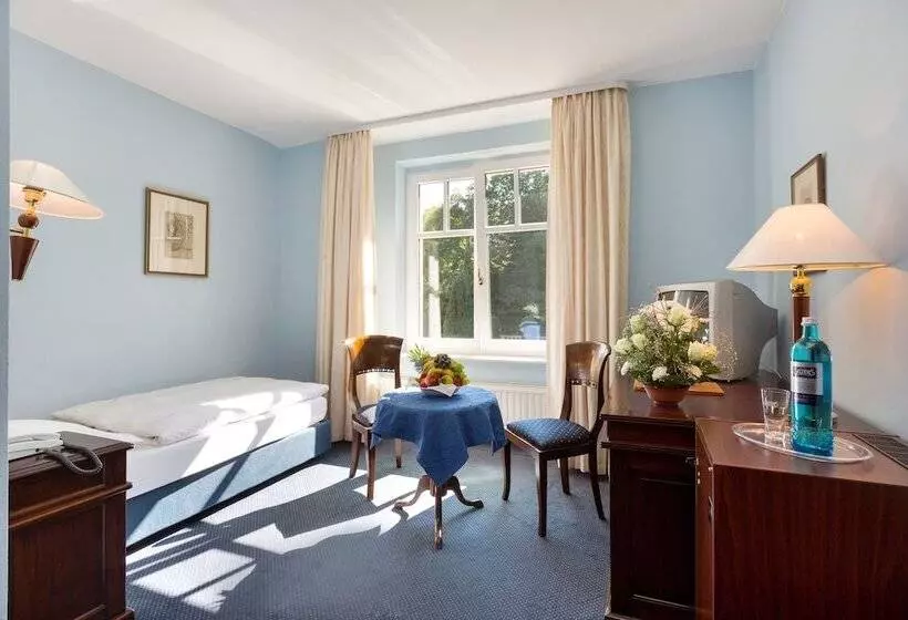Standard Single Room, Schlosshotel Ralswiek