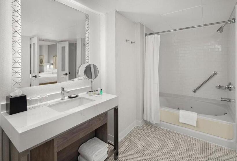 俱乐部套间, Sheraton Duluth