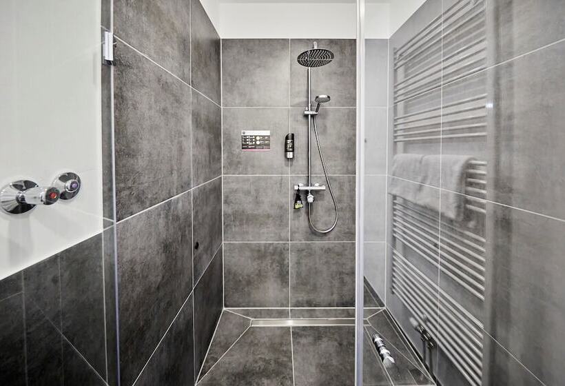 חדר סטנדרט, Smarty Cologne Dom Hotel   Boardinghouse   Kontaktloser Self Check In