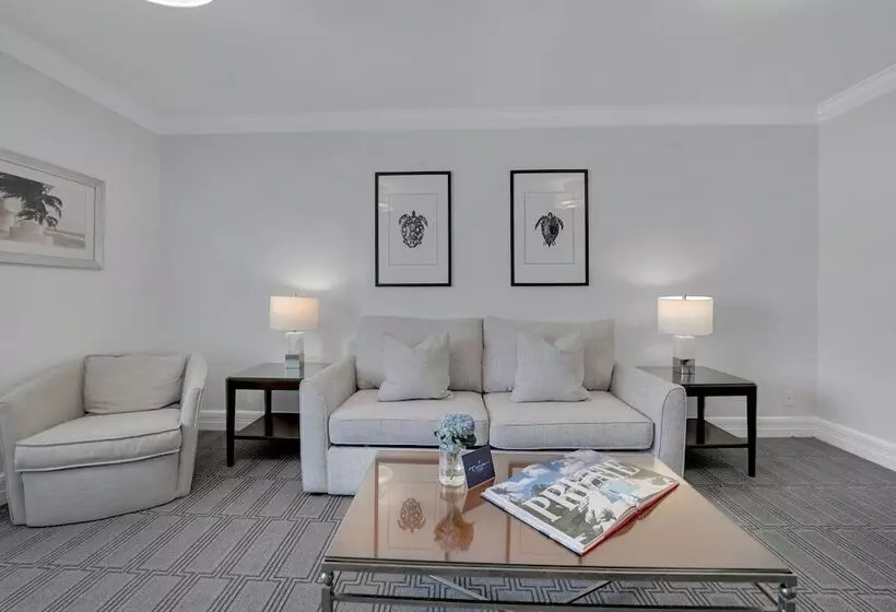 اتاق استاندارد, The Pillars Hotel & Club