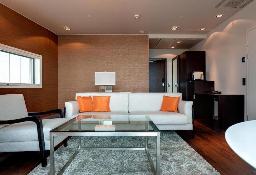 جناح, Solo Sokos Hotel Paviljonki