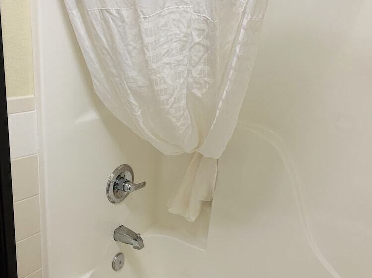 غرفة ديلوكس, Americinn By Wyndham Kewanee