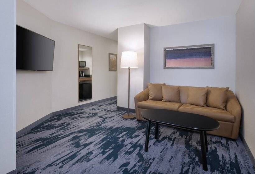 行政套房, Fairfield Inn & Suites Denton