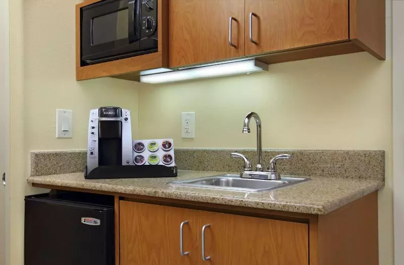Standard-huone King-vuode, Fairfield Inn & Suites By Marriott Fairfield Napa Valley Area