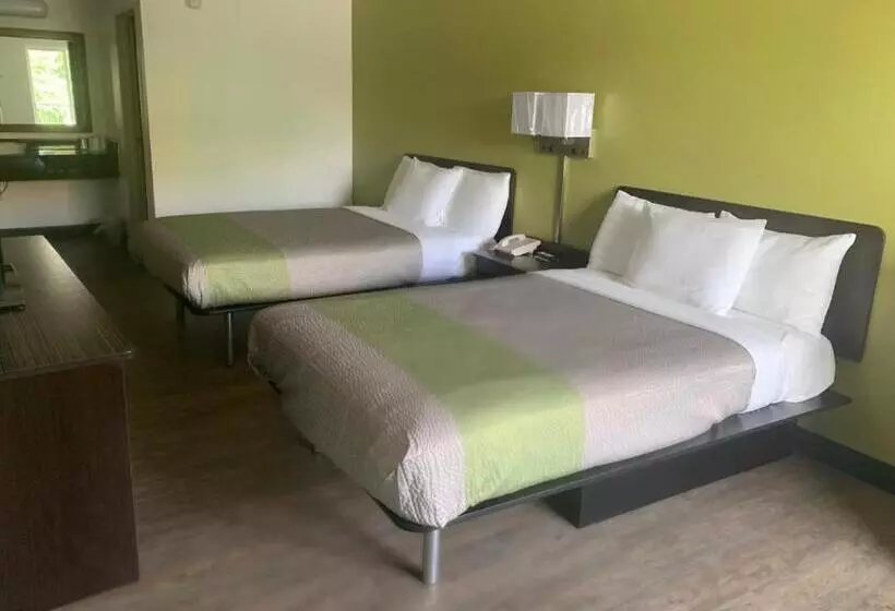デラックスの４人部屋, Motel 6 Yakima, Wa   Downtown