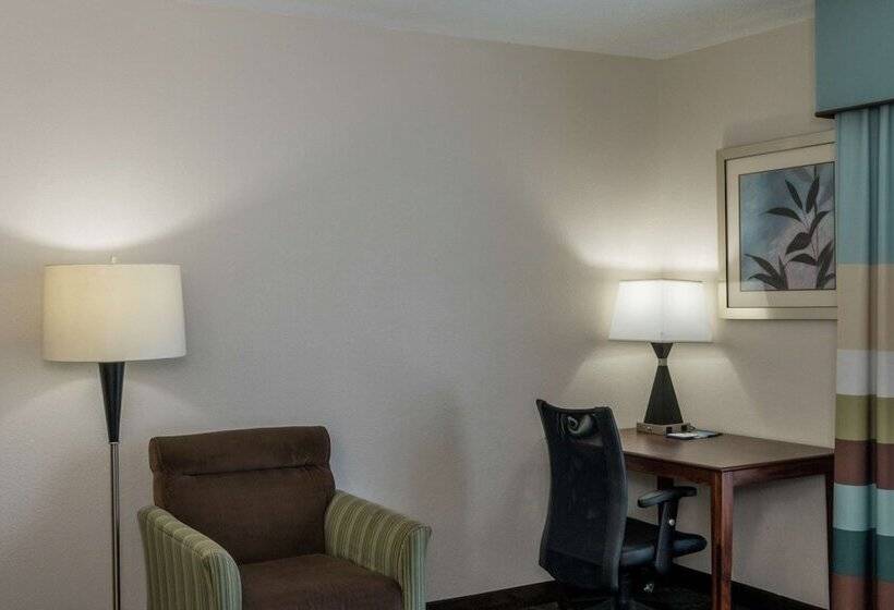 غرفة قياسية, Hampton Inn Dahlgren