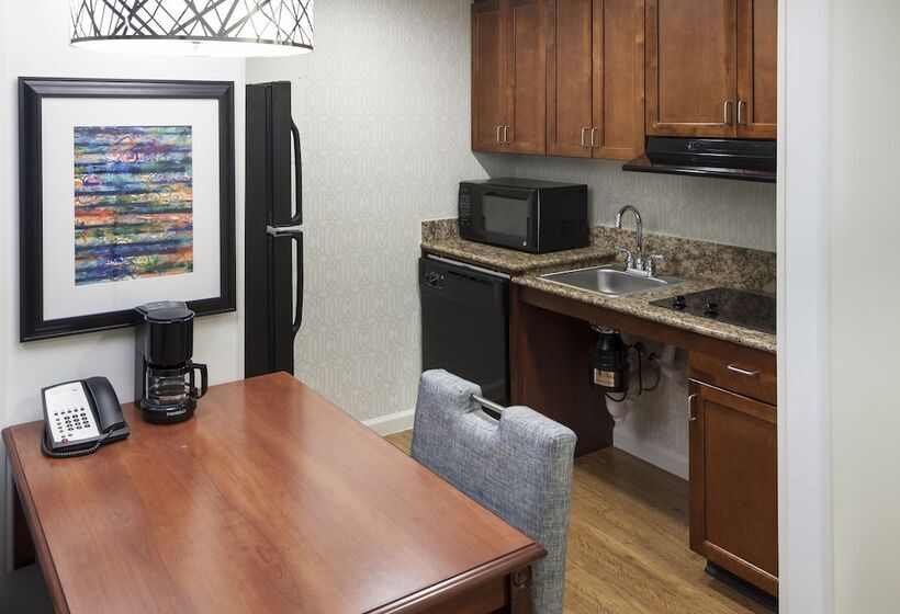 套房, Homewood Suites By Hilton Denton