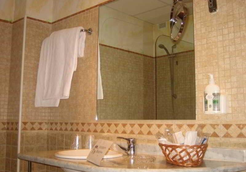 غرفة ديلوكس, Santiago