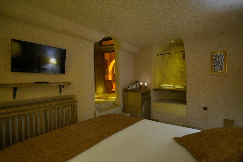 غرفة قياسية, Santiago