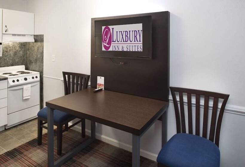 جناح, Luxbury Inn & Suites