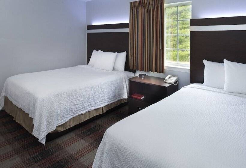 套房, Luxbury Inn & Suites