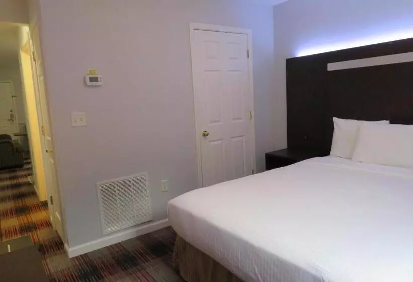 デラックススイート, Luxbury Inn & Suites