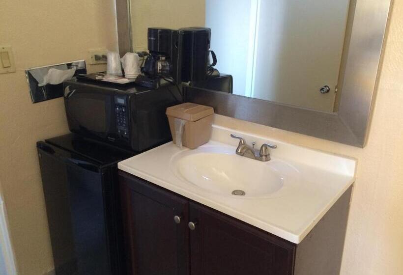 اتاق استاندارد, Alamo Motel