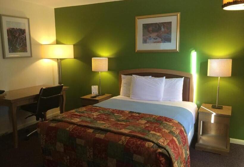 اتاق استاندارد, Alamo Motel