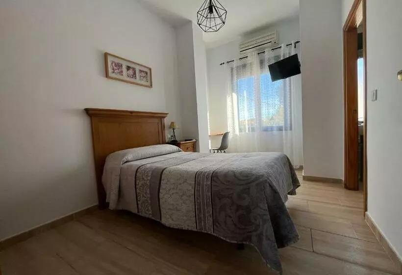Standard Yhden Hengen Huone, Hostal Parador De Los Llanos