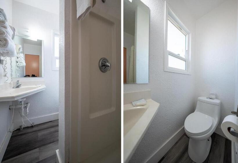 חדר פרמיום, Budget Inn Madras