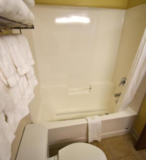 חדר סטנדרט, Canad Inns Destination Center Grand Forks