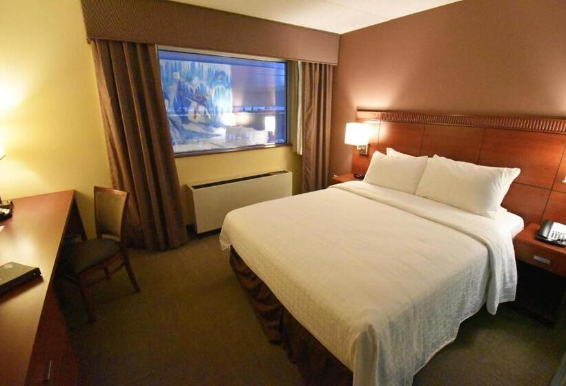 Семейный Номер Deluxe, Canad Inns Destination Center Grand Forks