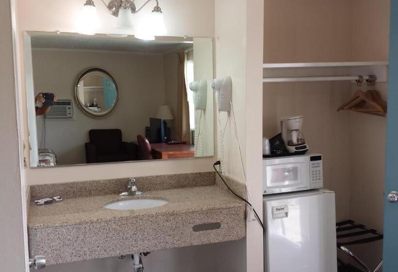 Номер Стандарт, Executive Inn & Suites