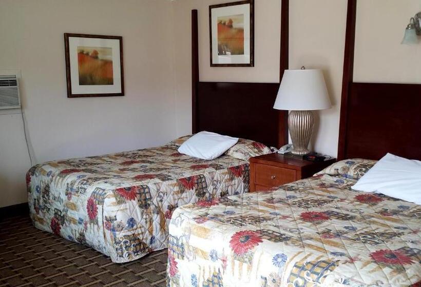 Номер Стандарт 2 Двуспальные Кровати, Executive Inn & Suites