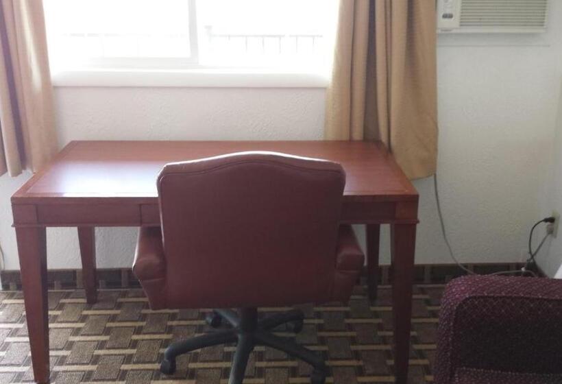 스위트, Executive Inn & Suites