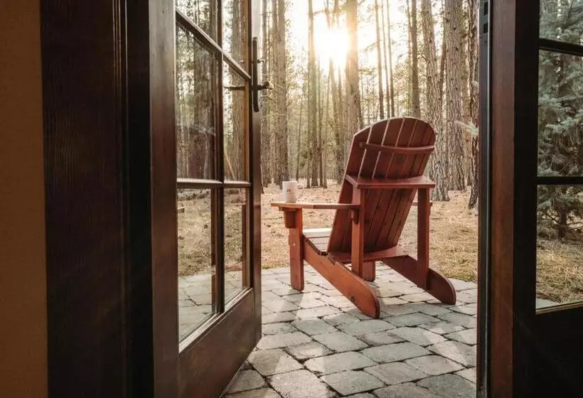 デラックスバンガロー, Fivepine Lodge