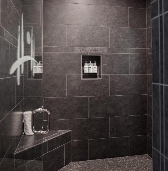 豪华洋房, Fivepine Lodge