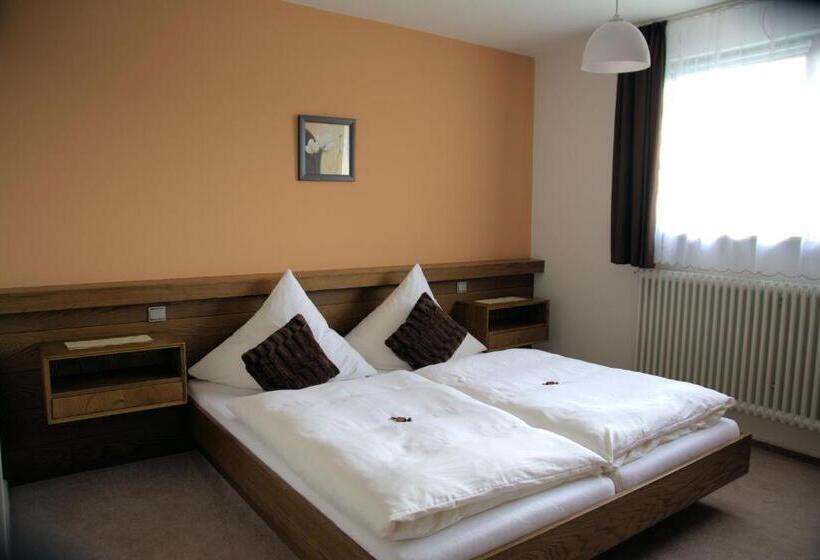 标准间, Gasthaus Finken