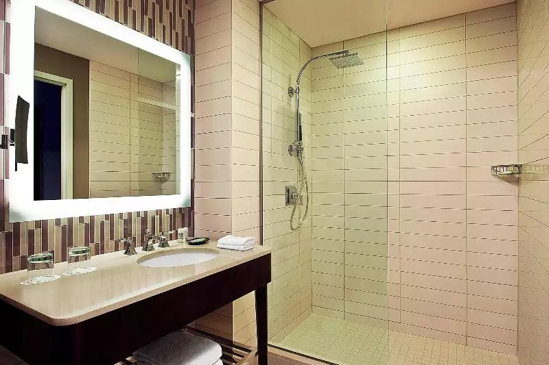 スイート, Hampton Inn & Suites Effingham
