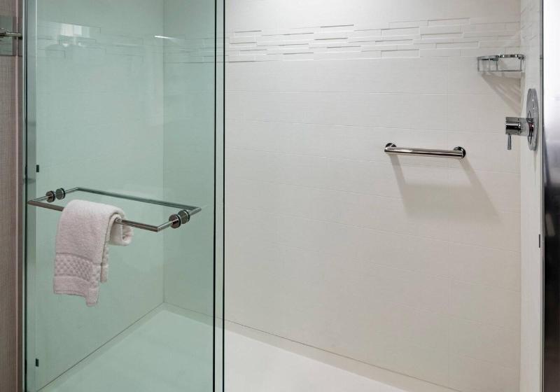 סוויטה מותאמת לאדם עם מוגבלויות, Hard Rock Hotel & Casino Tulsa