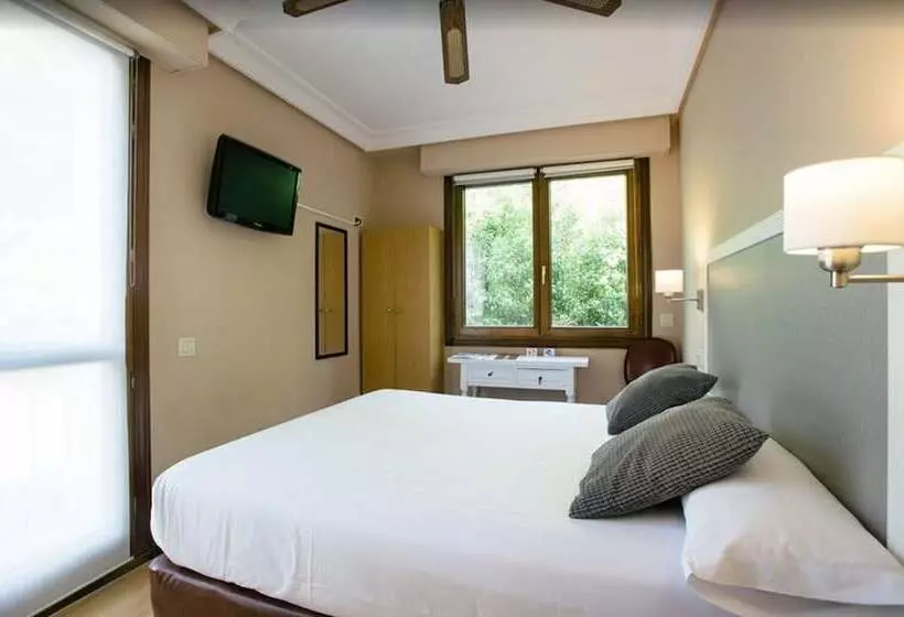 اتاق استاندارد یک نفره, Monte Ulia